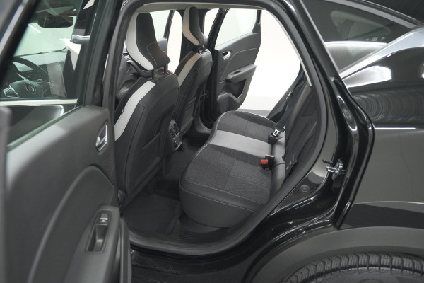 Renault Captur TCe 100 Intens | Camera | Stoelverwarming | Navigatie | Apple Carplay