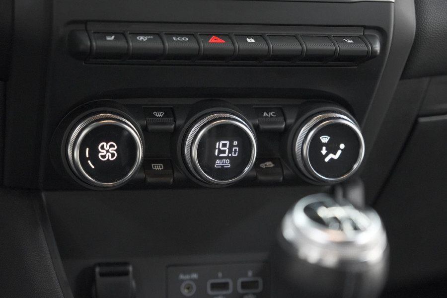 Renault Captur TCe 100 Intens | Camera | Stoelverwarming | Navigatie | Apple Carplay