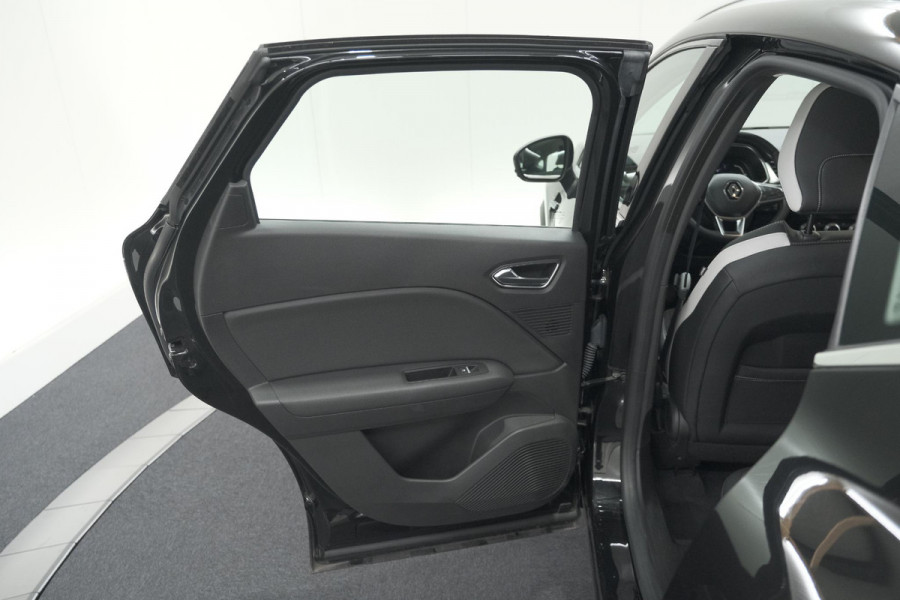 Renault Captur TCe 100 Intens | Camera | Stoelverwarming | Navigatie | Apple Carplay