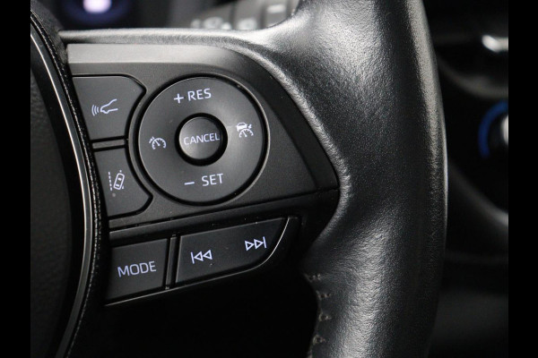 Toyota Corolla 1.8 Hybrid Active | Carplay | Navigatie | Adaptive cruise | Camera | Full LED | DAB | Climate control | Bluetooth