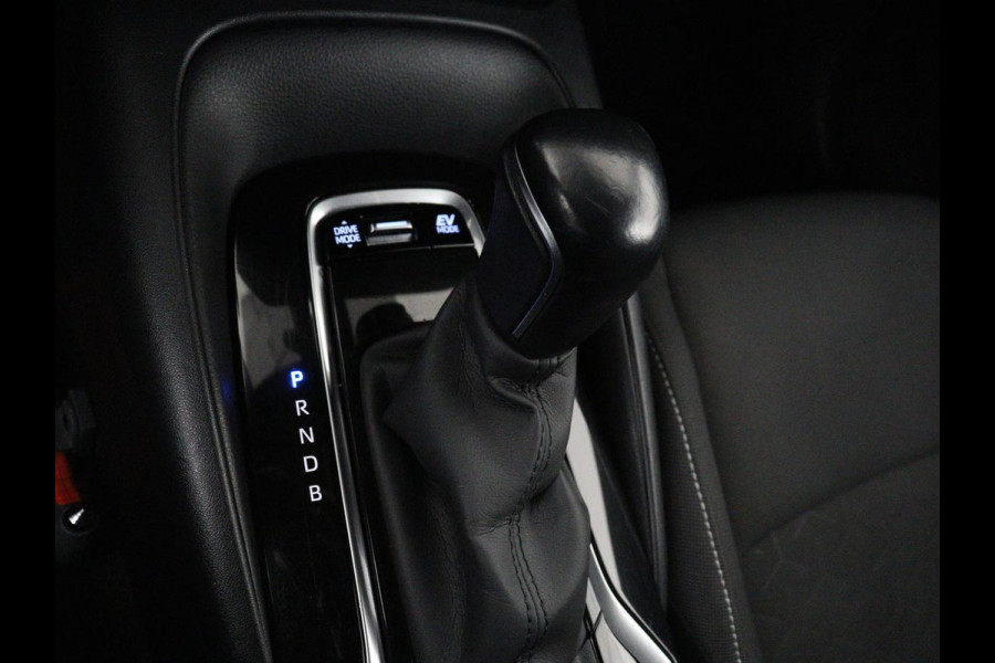 Toyota Corolla 1.8 Hybrid Active | Carplay | Navigatie | Adaptive cruise | Camera | Full LED | DAB | Climate control | Bluetooth