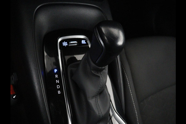 Toyota Corolla 1.8 Hybrid Active | Carplay | Navigatie | Adaptive cruise | Camera | Full LED | DAB | Climate control | Bluetooth