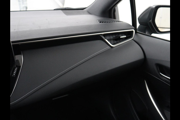 Toyota Corolla 1.8 Hybrid Active | Carplay | Navigatie | Adaptive cruise | Camera | Full LED | DAB | Climate control | Bluetooth