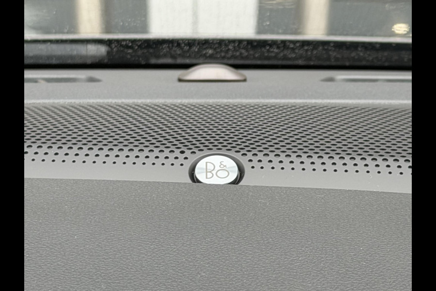 Ford Kuga 2.5 PHEV ST-Line X |Pano|B&O|HUD|ACC|Winter|El.Trekhaak|20"