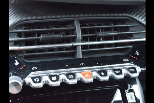 Peugeot 2008 1.2 Hybrid 136 Allure CAMERA MET SENSOREN | NAVI & CARPLAY | STOELVERWARMING |