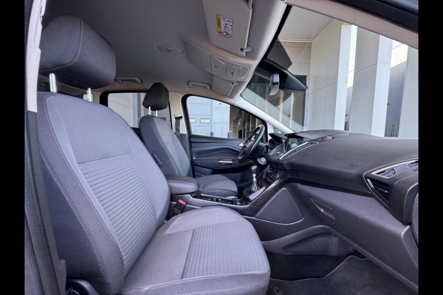 Ford C-MAX 1.5 Titanium Sport 150 pk, achteruitrijcamera, trekhaak, navigatie,stoel -stuurverwarming