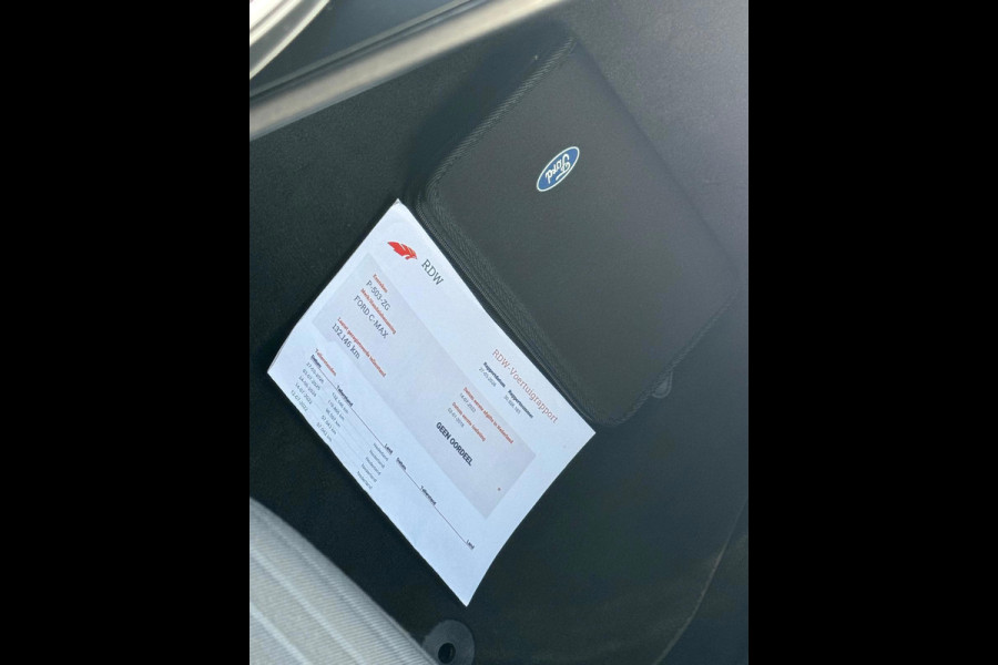 Ford C-MAX 1.5 Titanium Sport 150 pk, achteruitrijcamera, trekhaak, navigatie,stoel -stuurverwarming