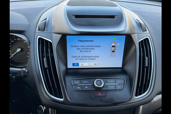 Ford C-MAX 1.5 Titanium Sport 150 pk, achteruitrijcamera, trekhaak, navigatie,stoel -stuurverwarming