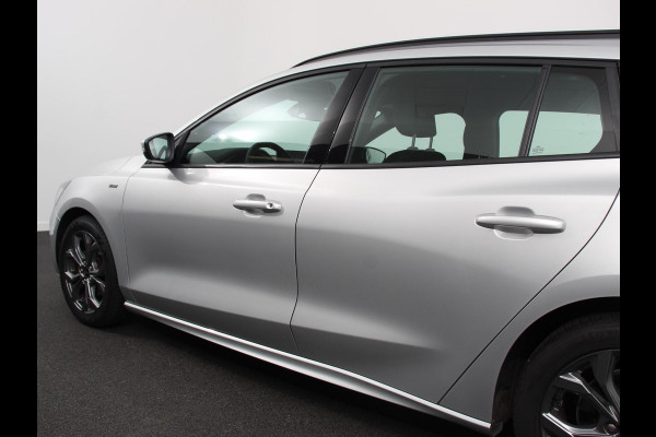 Ford FOCUS Wagon 1.0 125pk Hybrid Automaat ST | Navigatie | Climate control | Cruise control | Apple Carplay/Android Auto | Lichtmetalen velgen | Parkeersensoren | Led Matrix koplampen