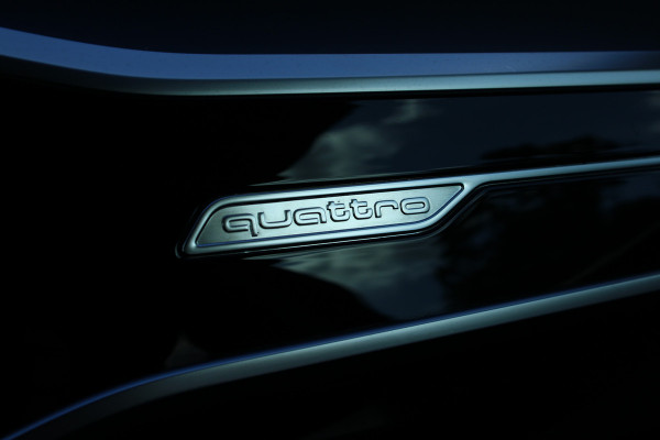 Audi A6 Avant 50 TFSI e 300PK QUATTRO BUSINESS EDITION CAMERA/NAVI/VIRTUAL