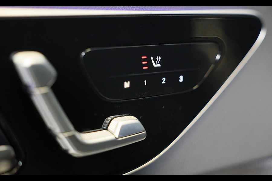 Mercedes-Benz CLE Coupé 300 e AMG 53 Look / Burmester / Head Up / 360 Camera / Memory / Elek Stoelen / Acc / Open Pano / 19 Inch