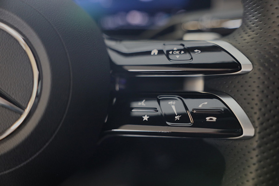 Mercedes-Benz CLE Coupé 300 e AMG 53 Look / Burmester / Head Up / 360 Camera / Memory / Elek Stoelen / Acc / Open Pano / 19 Inch