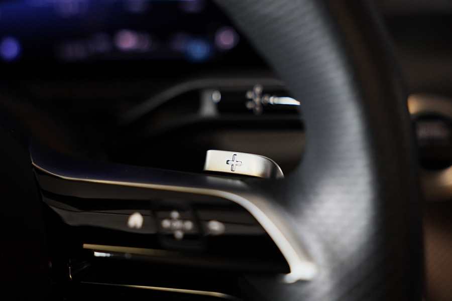 Mercedes-Benz CLE Coupé 300 e AMG 53 Look / Burmester / Head Up / 360 Camera / Memory / Elek Stoelen / Acc / Open Pano / 19 Inch