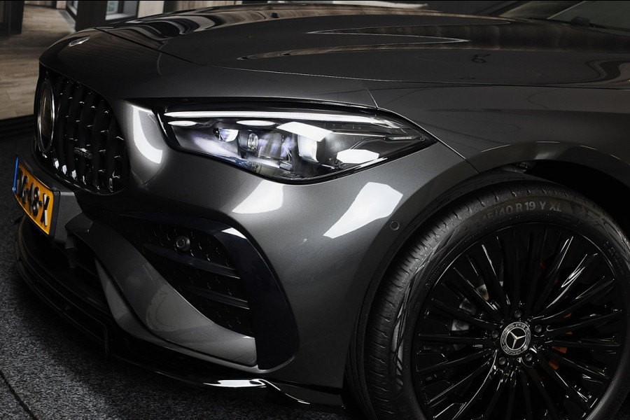 Mercedes-Benz CLE Coupé 300 e AMG 53 Look / Burmester / Head Up / 360 Camera / Memory / Elek Stoelen / Acc / Open Pano / 19 Inch