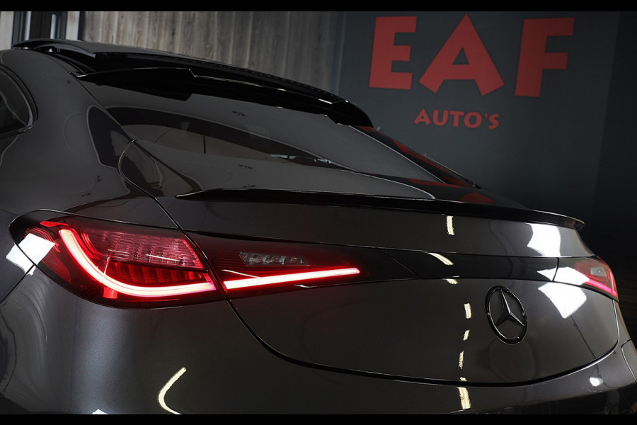 Mercedes-Benz CLE Coupé 300 e AMG 53 Look / Burmester / Head Up / 360 Camera / Memory / Elek Stoelen / Acc / Open Pano / 19 Inch