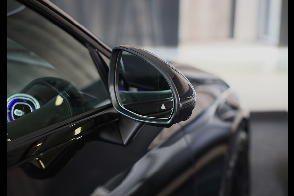 Mercedes-Benz CLE Coupé 300 e AMG 53 Look / Burmester / Head Up / 360 Camera / Memory / Elek Stoelen / Acc / Open Pano / 19 Inch