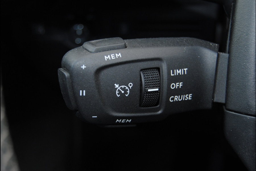 DS 7 Crossback 1.2 PT Be Chic | Carplay| Camera| Clima|