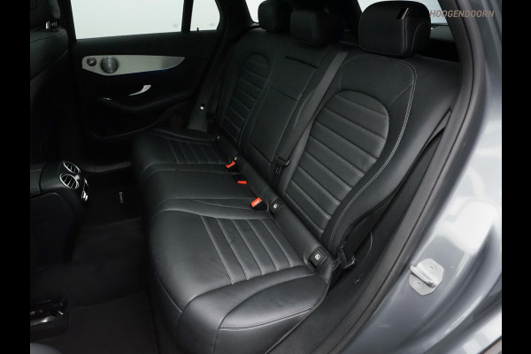 Mercedes-Benz GLC 250 4MATIC Premium Plus AMG (BURMESTER,PANORAMADAK,STOELVERWARMING,TREKHAAK,SFEERVERLICHTING,TOPCONDITIE)