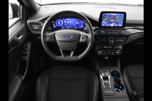 Ford Focus 1.5 EcoBoost ST Line X | Panoramadak | Trekhaak | Adaptive cruise | Stoelverwarming | Half leder | Camera | Carplay | Elektrische stoel | Stuurverwarming | Full LED | Navigatie | Climate control