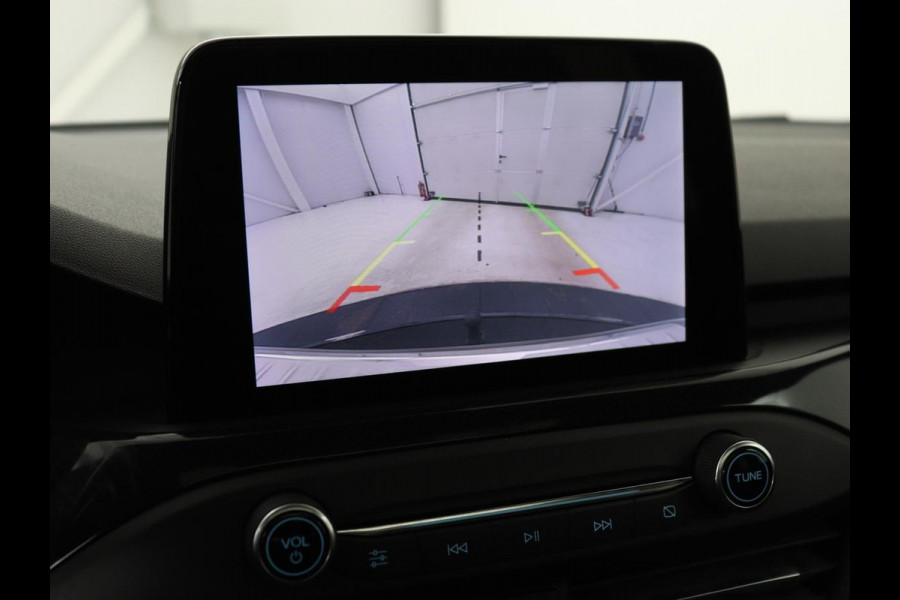 Ford Focus 1.5 EcoBoost ST Line X | Panoramadak | Trekhaak | Adaptive cruise | Stoelverwarming | Half leder | Camera | Carplay | Elektrische stoel | Stuurverwarming | Full LED | Navigatie | Climate control