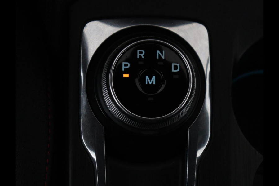 Ford Focus 1.5 EcoBoost ST Line X | Panoramadak | Trekhaak | Adaptive cruise | Stoelverwarming | Half leder | Camera | Carplay | Elektrische stoel | Stuurverwarming | Full LED | Navigatie | Climate control