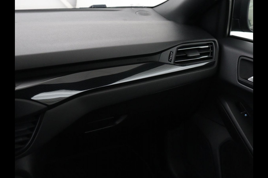Ford Focus 1.5 EcoBoost ST Line X | Panoramadak | Trekhaak | Adaptive cruise | Stoelverwarming | Half leder | Camera | Carplay | Elektrische stoel | Stuurverwarming | Full LED | Navigatie | Climate control