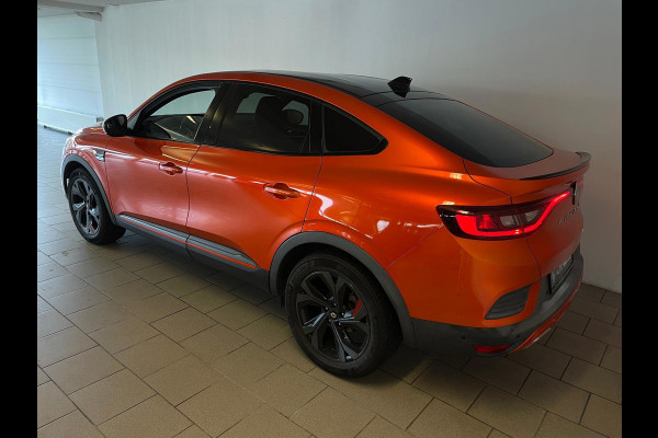 Renault Arkana 1.6 E-Tech Hybrid 145 R.S. Line AUTOMAAT AIRCO CLIMA NAVI CRUISE BT VELGEN METALLIC LAK PRIVACYGLAS NIEUWSTAAT