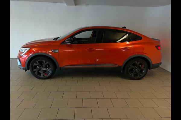 Renault Arkana 1.6 E-Tech Hybrid 145 R.S. Line AUTOMAAT AIRCO CLIMA NAVI CRUISE BT VELGEN METALLIC LAK PRIVACYGLAS NIEUWSTAAT