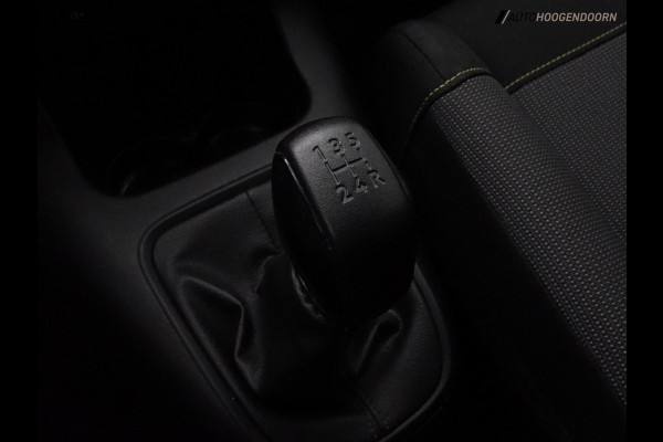 Citroën C3 1.2 PureTech Business Luxe (APPLE CARPLAY,PARKEERSENSOREN,CRUISE CONTROL,NAVIGATIE,CLIMATE CONTROL,TOPCONDITIE)