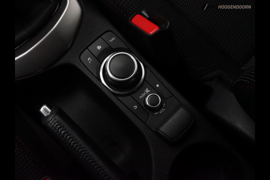 Mazda 2 1.5 Skyactiv-G Sportive (APPLE CARPLAY,LANE ASSIST,ACHTERUITRIJCAMERA,LM-VELGEN,AIRCO,CRUISE,SPORTSTOELEN,LED,TOPCONDITIE)