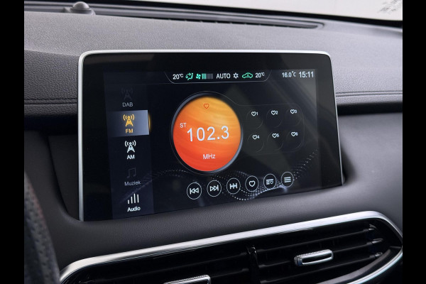 MG EHS 1.5 TGDI Luxury VAN € 26.900,- VOOR € 23.440,- UW LENTEVOORDEEL €3.460,-! | PHEV | MEGA COMPLEET!  | COMPLETE HISTORIE AANWEZIG | FABRIEKSGARANTIE T/M 11-2030 | 52km WLTP ELECTR RIJBEREIK, TOTAAL RIJBEREIK TOT 1.000km!