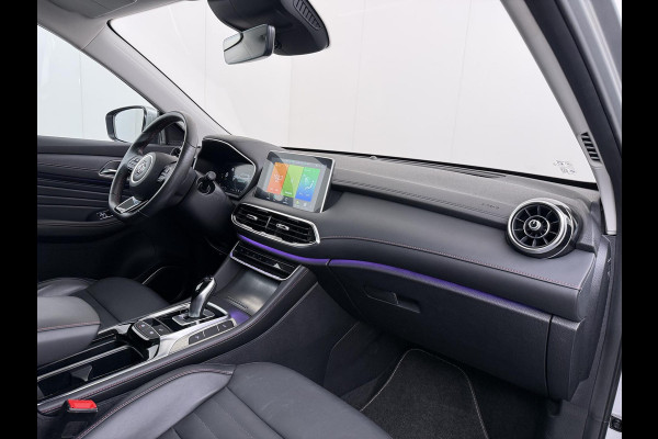 MG EHS 1.5 TGDI Luxury VAN € 26.900,- VOOR € 23.440,- UW LENTEVOORDEEL €3.460,-! | PHEV | MEGA COMPLEET!  | COMPLETE HISTORIE AANWEZIG | FABRIEKSGARANTIE T/M 11-2030 | 52km WLTP ELECTR RIJBEREIK, TOTAAL RIJBEREIK TOT 1.000km!