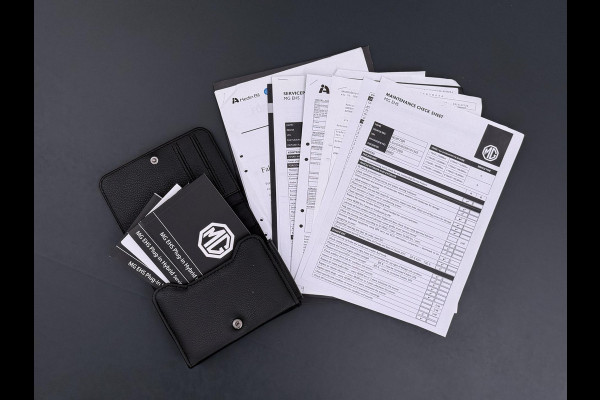 MG EHS 1.5 TGDI Luxury VAN € 26.900,- VOOR € 23.440,- UW LENTEVOORDEEL €3.460,-! | PHEV | MEGA COMPLEET!  | COMPLETE HISTORIE AANWEZIG | FABRIEKSGARANTIE T/M 11-2030 | 52km WLTP ELECTR RIJBEREIK, TOTAAL RIJBEREIK TOT 1.000km!