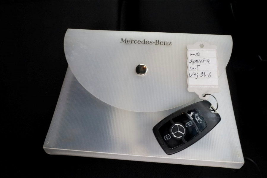 Mercedes-Benz Sprinter 316 CDI 163pk 7G Automaat L2H2 4x4 ZG1 Airco/Camera/Trekhaak 2800kg 06-2021