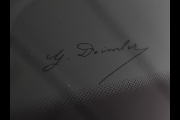 Mercedes-Benz A-Klasse AMG 35 4Matic Night | Panoramadak | Carplay | Widescreen | Stoelverwarming | Burmester | 360 camera | Sfeerverlichting | Leder/Alcantara | Navigatie