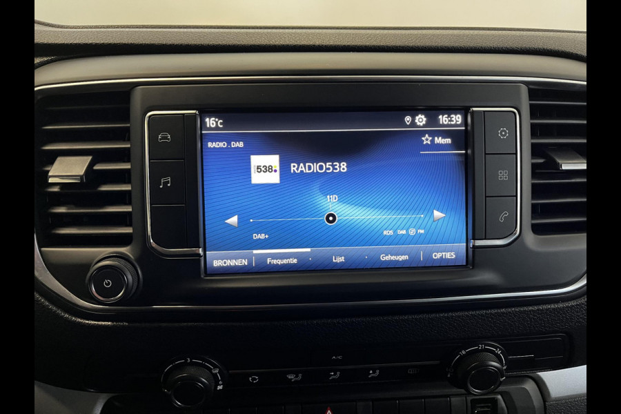 Toyota PROACE Electric Shuttle Long Extra Range Cool 75 kWh 9PERSOONS Personenbus Navigatie | Apple Carplay/Android Auto | Parkeersensoren | Cruise Control | Lichtmetalen velgen | Getinte ramen | Airco