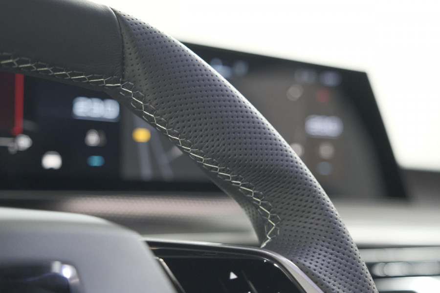 Peugeot 3008 1.2 Hybrid 145 GT | Adaptieve Cruise Control | Camera | Elektrische Kofferklep | Apple Carplay