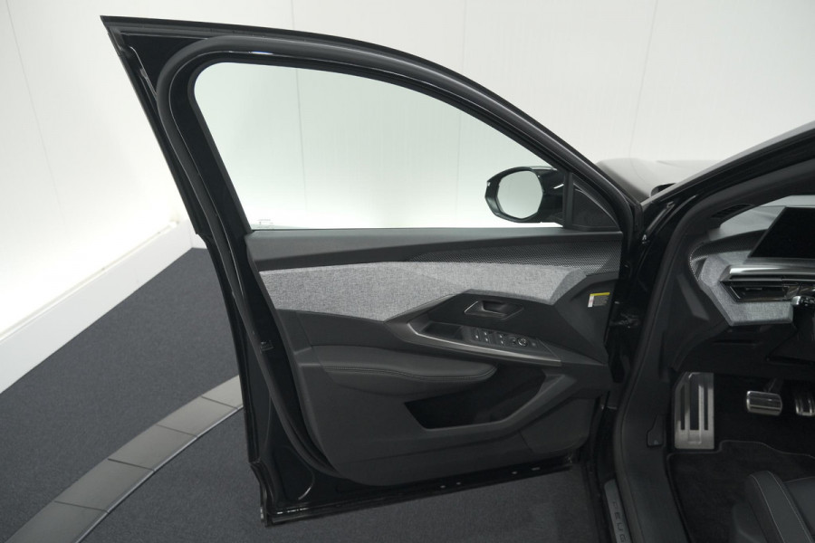Peugeot 3008 1.2 Hybrid 145 GT | Adaptieve Cruise Control | Camera | Elektrische Kofferklep | Apple Carplay