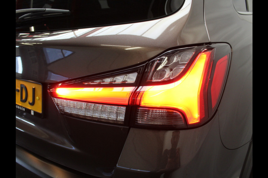 Mitsubishi ASX 2.0 Instyle AUTOMAAT | NAVI | CARPLAY | CRUISE | CLIMATE | DAB | CAMERA | STOELVERW | LED | PDC | LMV18 | TRHAAK | PANODAK