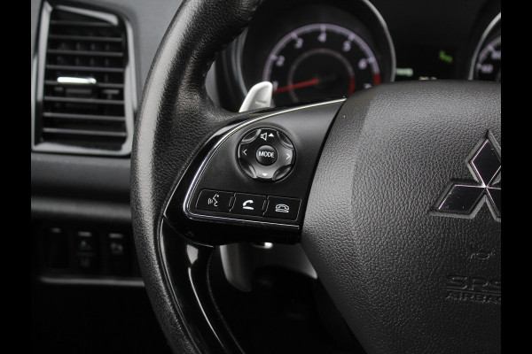 Mitsubishi ASX 2.0 Instyle AUTOMAAT | NAVI | CARPLAY | CRUISE | CLIMATE | DAB | CAMERA | STOELVERW | LED | PDC | LMV18 | TRHAAK | PANODAK