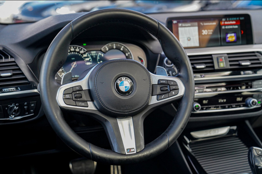 BMW X3 XDrive20i High Executive | M-pakket | BTW incl. | Panorama | Trekhaak | Harman Kardon | Facelift | 360cam | Stoelverwarming