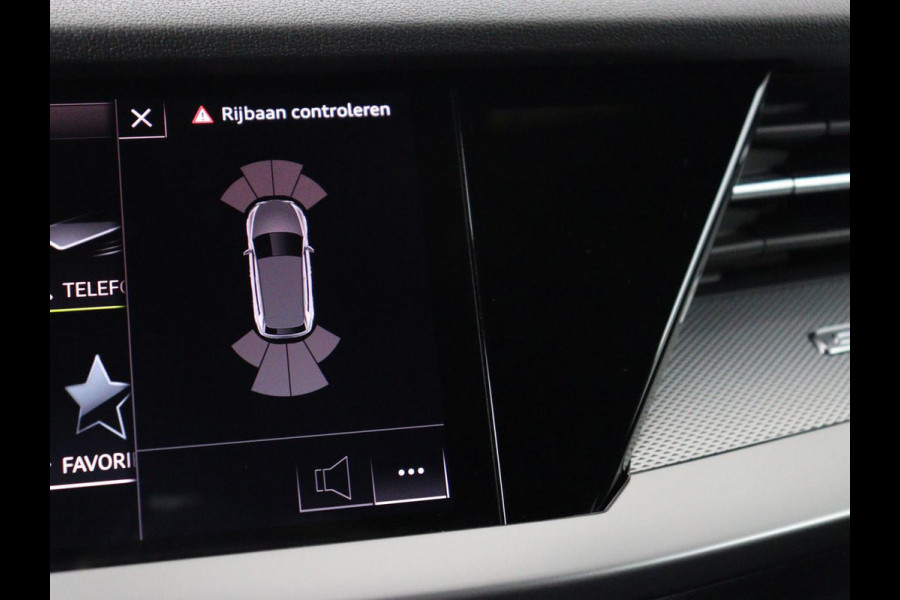 Audi A3 2.0 TFSI S3 quattro | Adaptive cruise | Bang & Olufsen | Matrix LED | Leder/Alcantara | Park Assist | Stoelverwarming | Virtual Cockpit | Carplay | Navigatie | Sportstoelen | Climate control