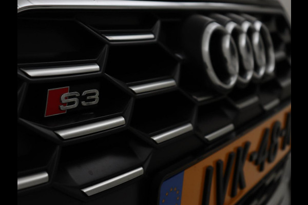 Audi A3 2.0 TFSI S3 quattro | Adaptive cruise | Bang & Olufsen | Matrix LED | Leder/Alcantara | Park Assist | Stoelverwarming | Virtual Cockpit | Carplay | Navigatie | Sportstoelen | Climate control