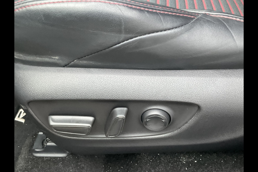 Toyota RAV4 2.5 Hybrid AWD Plug-in Leer Stoel/Stuurverw Carplay Trekhaak Keyless PHEV