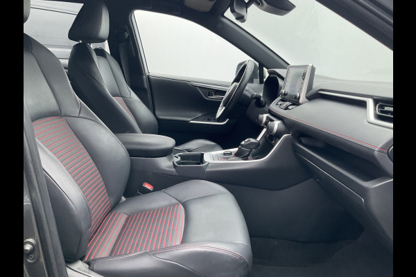 Toyota RAV4 2.5 Hybrid AWD Plug-in Leer Stoel/Stuurverw Carplay Trekhaak Keyless PHEV