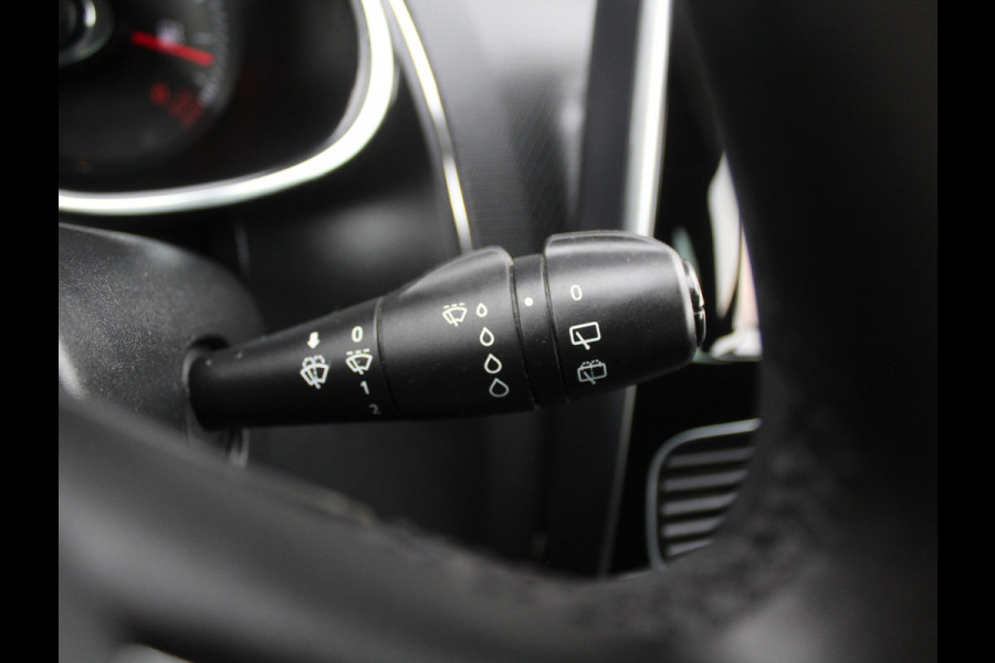 Renault Clio 0.9 TCe Limited AIRCO | NAVI | CRUISE | DAB | LED | LMV16 | PDCA