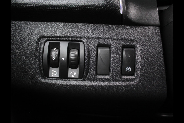 Renault Clio 0.9 TCe Limited AIRCO | NAVI | CRUISE | DAB | LED | LMV16 | PDCA