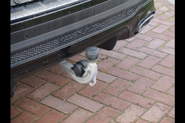 Mercedes-Benz Glb 200 Business Solution AMG 7 persoons | Panoramadak | Trekhaak | Burmester | Sfeerverlichting | Camera |