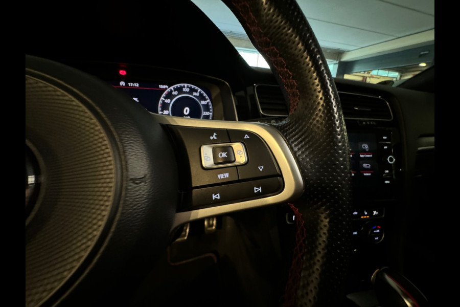 Volkswagen Golf 2.0 TSI GTI TCR Pano|Keyless|DCC|ACC|Camera