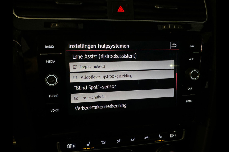 Volkswagen Golf 2.0 TSI GTI TCR Pano|Keyless|DCC|ACC|Camera